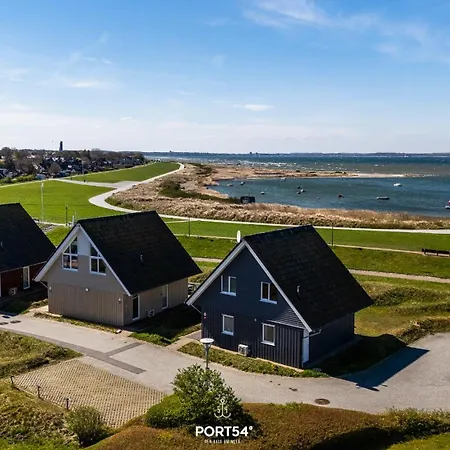 Strandgut Marina